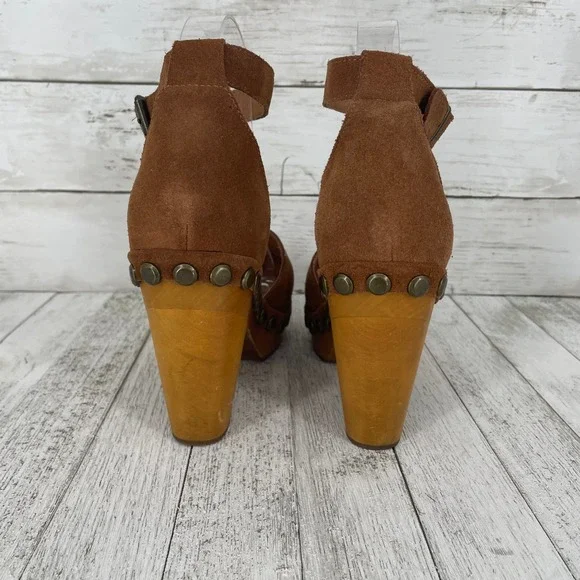Jeffrey Campbell x Free People Brown Suede Studded Wooden Heel Clog Sandal - Picture 6 of 10